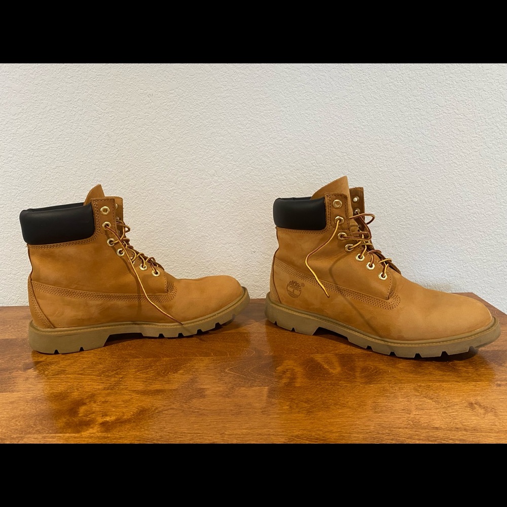 Timberland Mens 6-Inch Basic Waterproof Boots w/Padded Collar